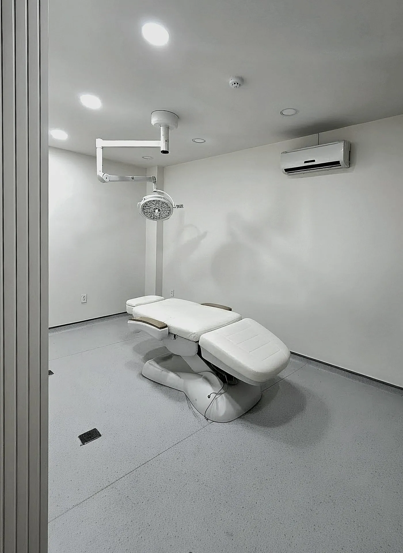 Procedure room